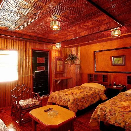Antelope Guesthouse Koror Exterior photo